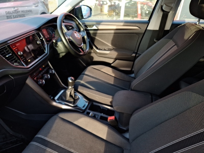 Used Volkswagen T-Roc 2018 for sale - 77183767: Photo 5