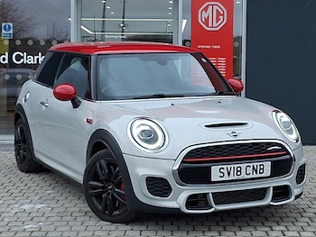 Used MINI Hatch 2018 for sale - 77651904: Photo