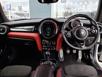 Used MINI Hatch 2018 for sale - 77651904: Photo