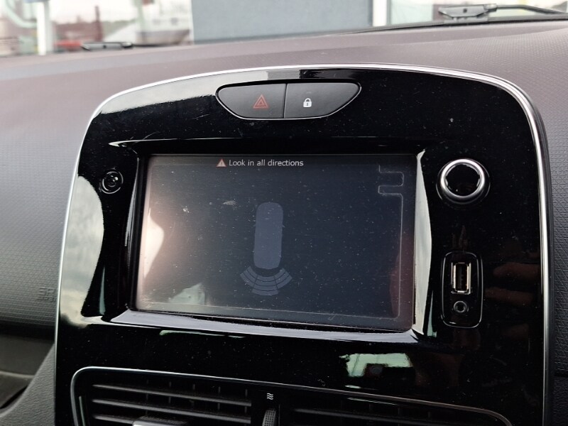 Used Renault Clio 2018 for sale - 77933118: Photo 10