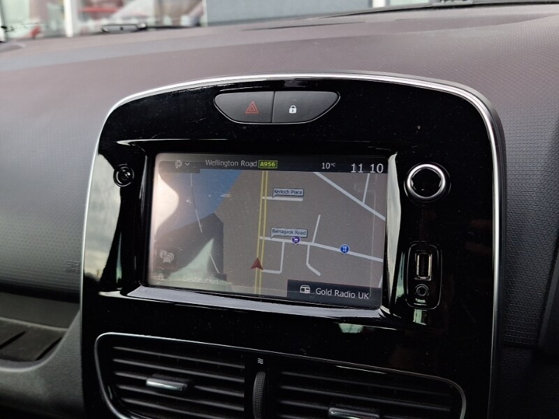 Used Renault Clio 2018 for sale - 77933118: Photo 11