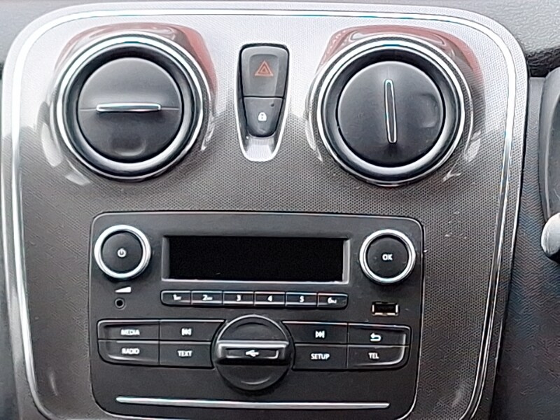 Used Dacia Sandero Stepway 2018 for sale - 76526350: Photo 10