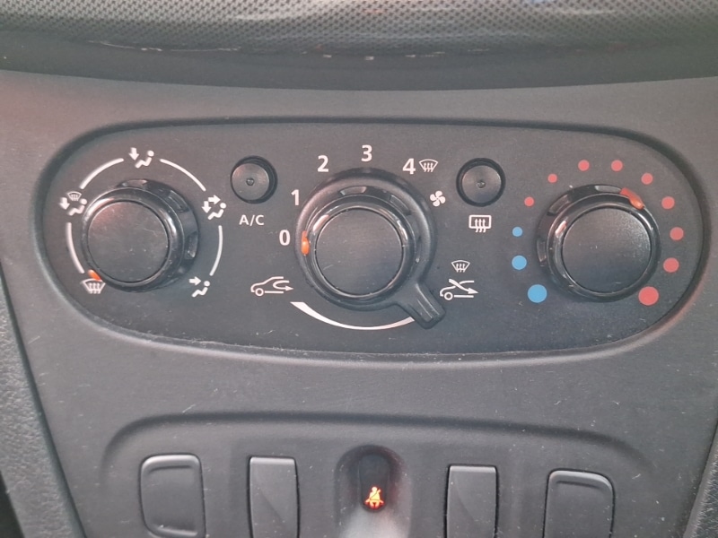 Used Dacia Sandero Stepway 2018 for sale - 76526350: Photo 13