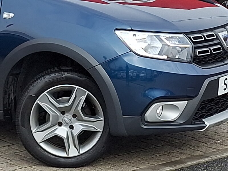 Used Dacia Sandero Stepway 2018 for sale - 76526350: Photo 9