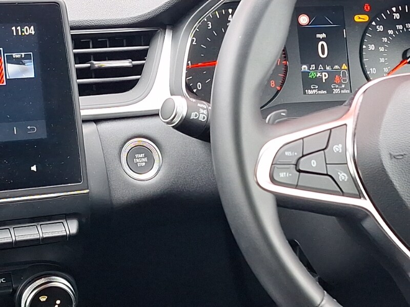 Used Renault Captur 2021 for sale - 78178538: Photo 11