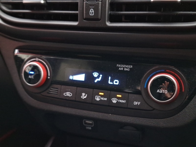 Used Hyundai i10 2023 for sale - 76451156: Photo 16