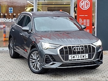 Audi - Q3
