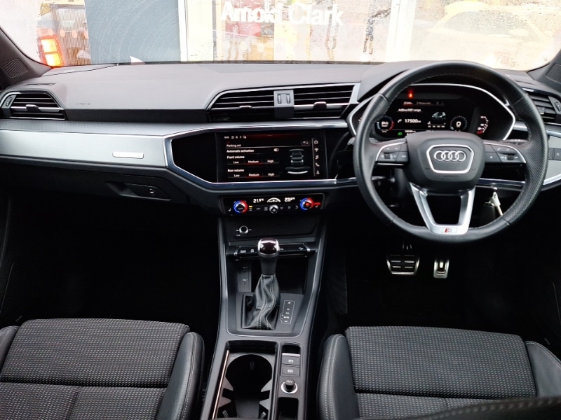 Used Audi Q3 2023 for sale - 76639250: Photo 2