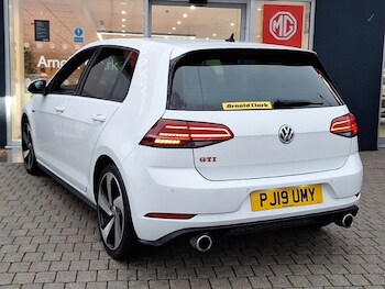 Used Volkswagen Golf 2019 for sale - 77015017: Photo