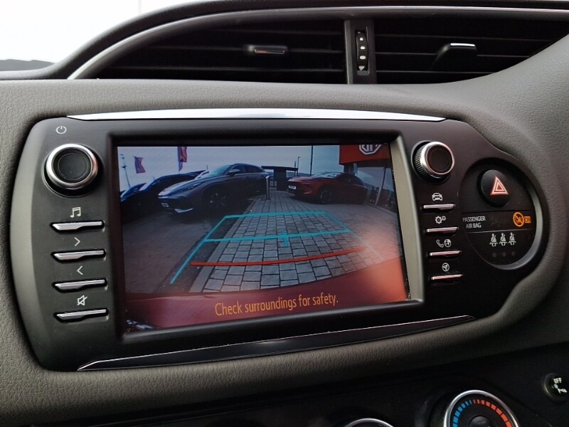 Used Toyota Yaris 2018 for sale - 77761032: Photo 10