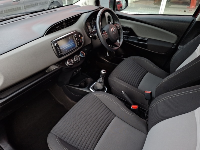 Used Toyota Yaris 2018 for sale - 77761032: Photo 5