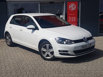 Used Volkswagen Golf 2016 for sale - 79368617: Photo