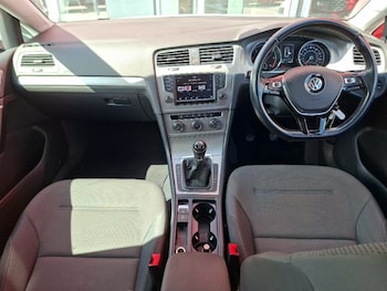 Used Volkswagen Golf 2016 for sale - 79368617: Photo