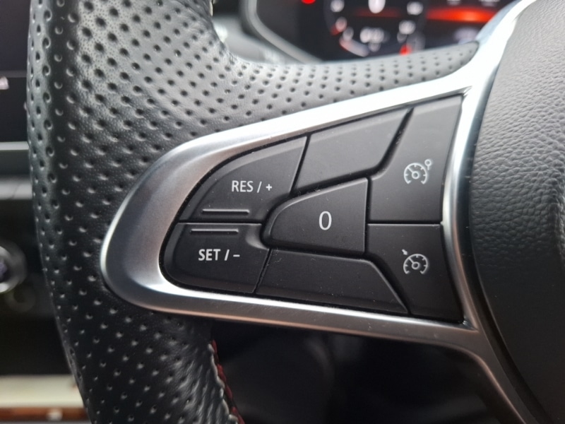 Used Renault Clio 2023 for sale - 76683665: Photo 13