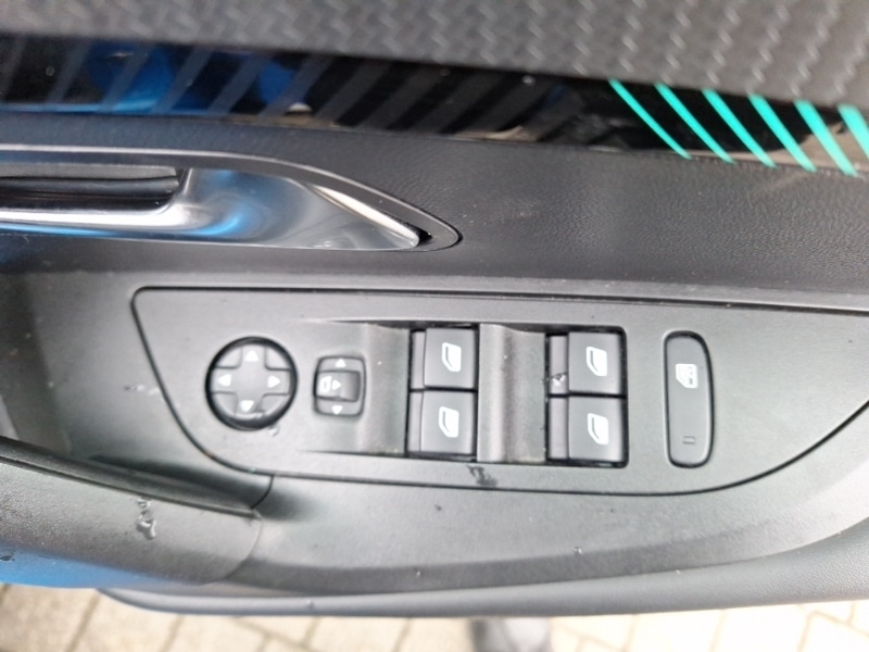 Used Peugeot 2008 2023 for sale - 77433043: Photo 14