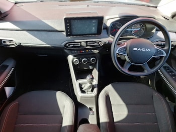 Used Dacia Jogger 2023 for sale - 76221448: Photo 2