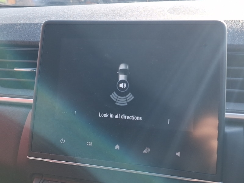 Used Renault Captur 2023 for sale - 77964301: Photo 17