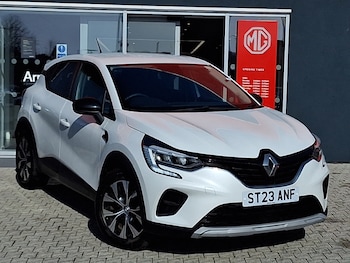 Used Renault Captur 2023 for sale - 77964301: Photo