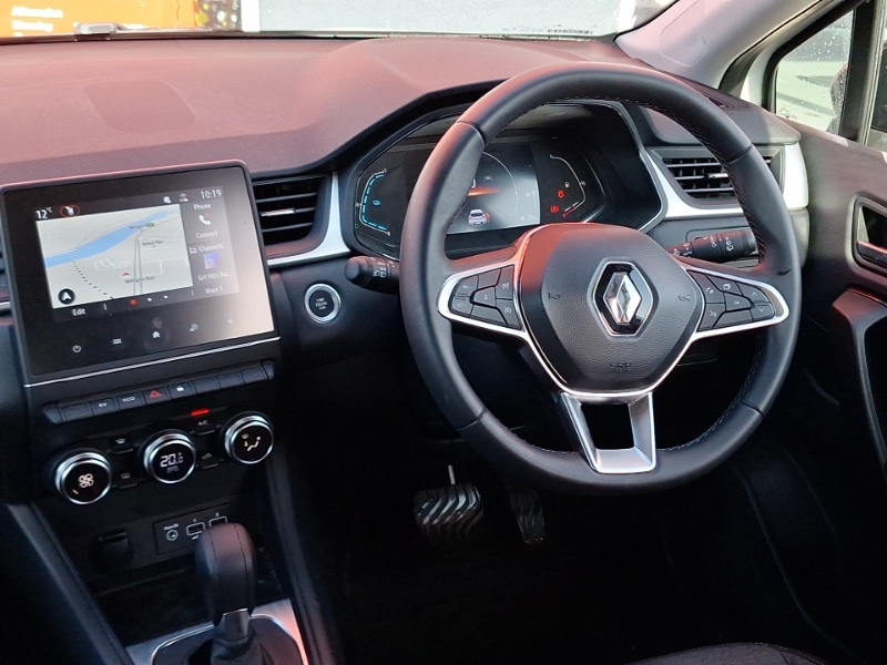 Used Renault Captur 2023 for sale - 77964301: Photo 2