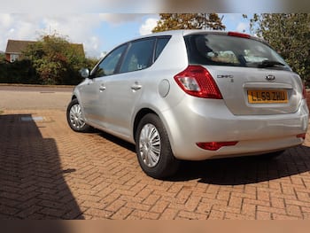 Used Kia Ceed 2009 for sale - 79679556: Photo