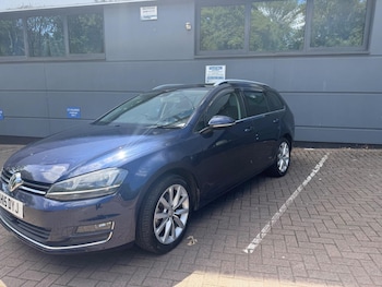 Used Volkswagen Golf 2015 for sale - 78898619: Photo