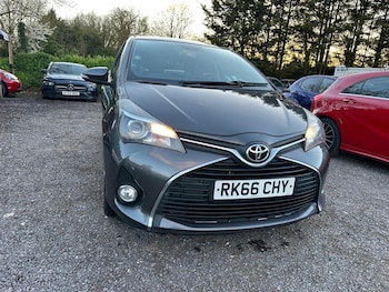 Used Toyota Yaris 2016 for sale - 78388344: Photo
