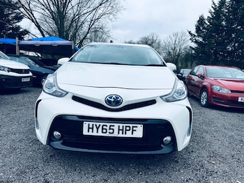 Used Toyota Prius+ 2015 for sale - 78573426: Photo