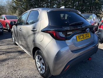 Used Toyota Yaris 2021 for sale - 78232702: Photo