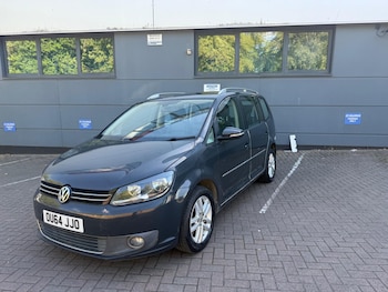Used Volkswagen Touran 2015 for sale - 78902397: Photo