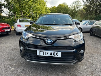 Used Toyota RAV4 2017 for sale - 78601008: Photo
