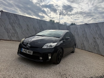 Used Toyota Prius 2016 for sale - 79395840: Photo