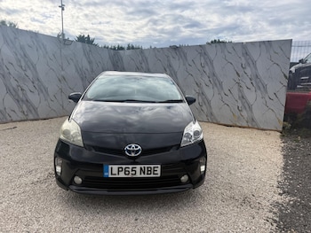 Used Toyota Prius 2016 for sale - 79395840: Photo