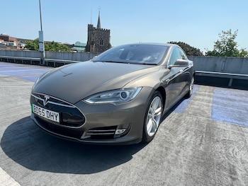 Used Tesla Model S 2015 for sale - 78830775: Photo
