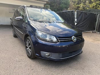 Used Volkswagen Touran 2015 for sale - 79688346: Photo