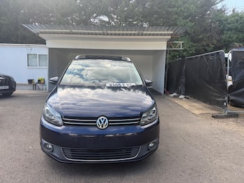 Used Volkswagen Touran 2015 for sale - 79688346: Photo