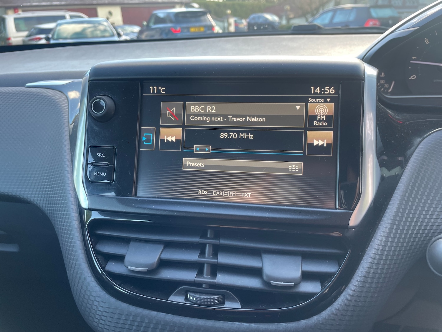 Used Peugeot 2008 2017 for sale - 76651178: Photo 11