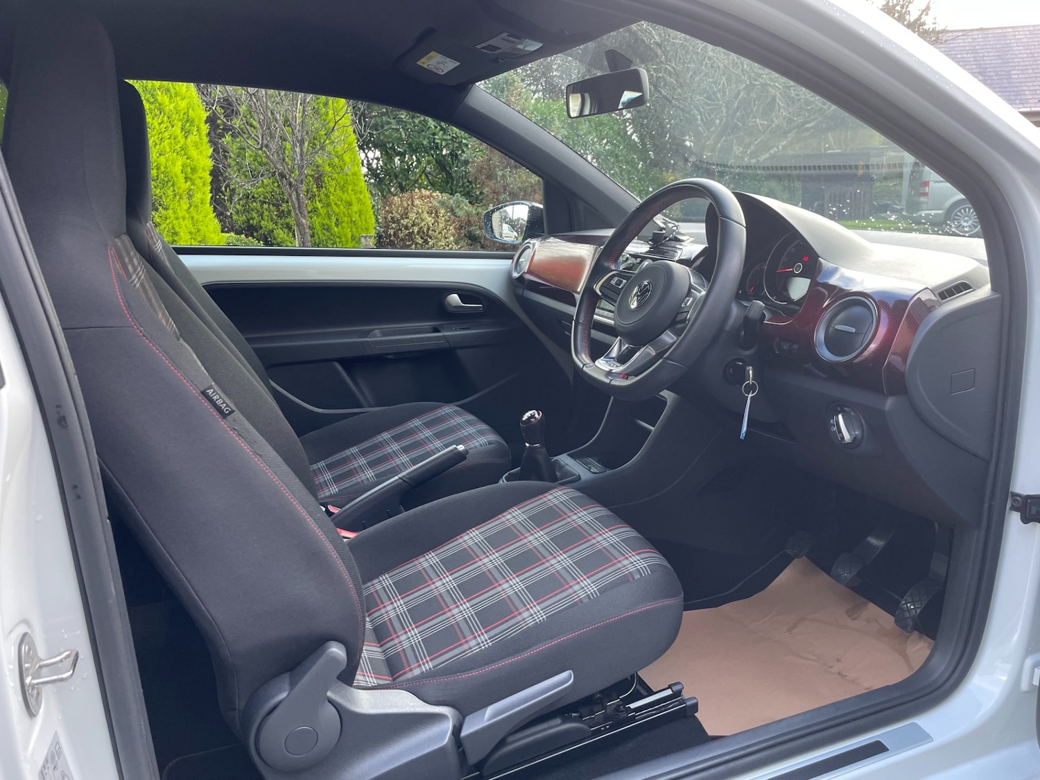 Used Volkswagen up! 2019 for sale - 76817612: Photo 6