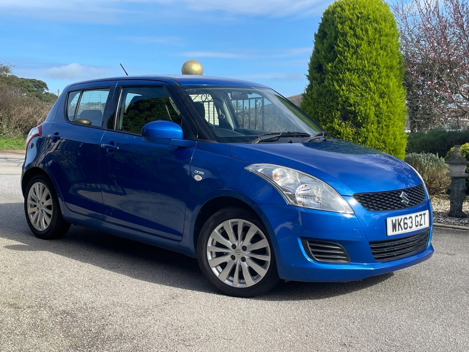 Used Suzuki Swift 2013 for sale - 77702008: Photo 1