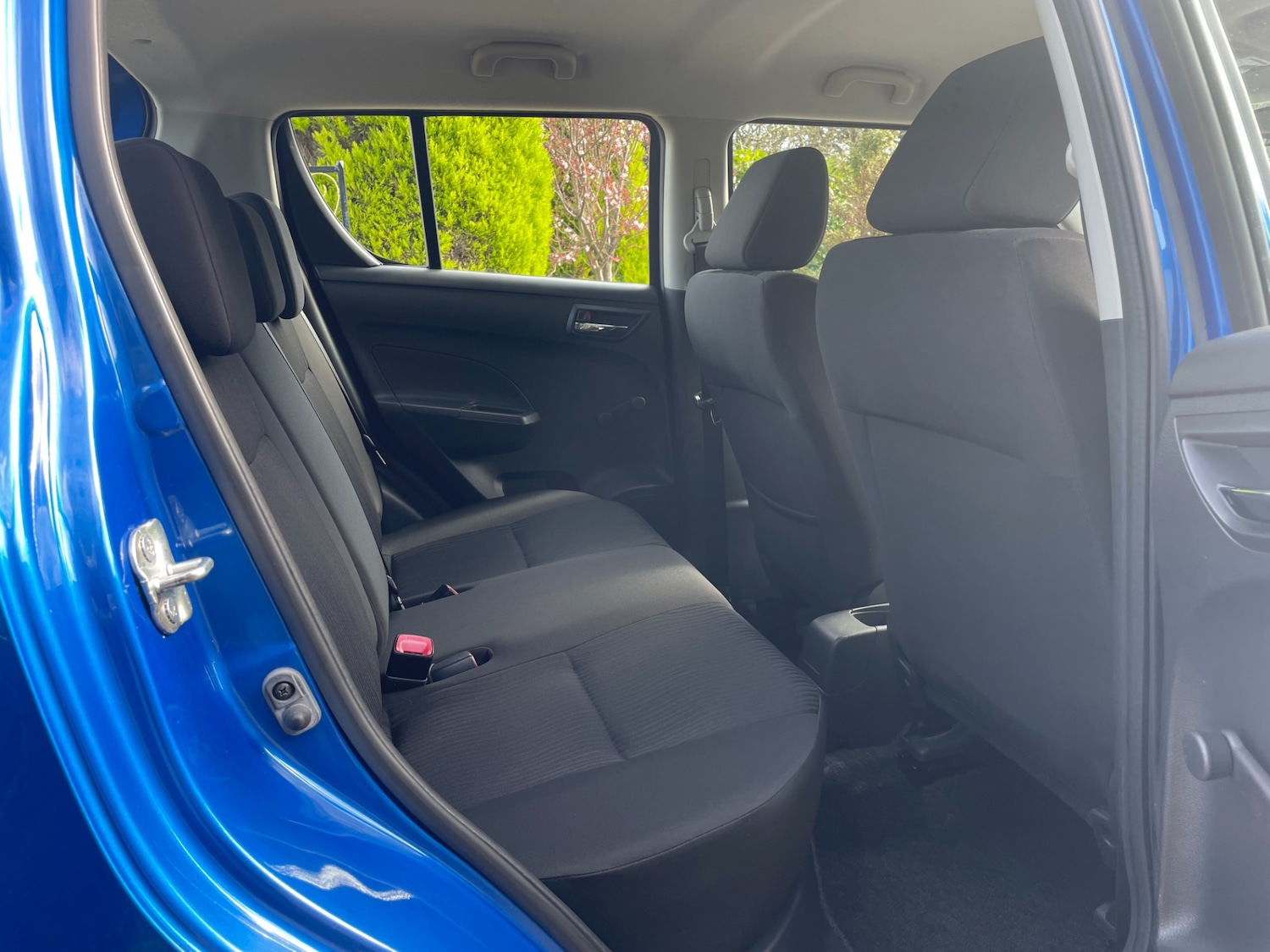 Used Suzuki Swift 2013 for sale - 77702008: Photo 5