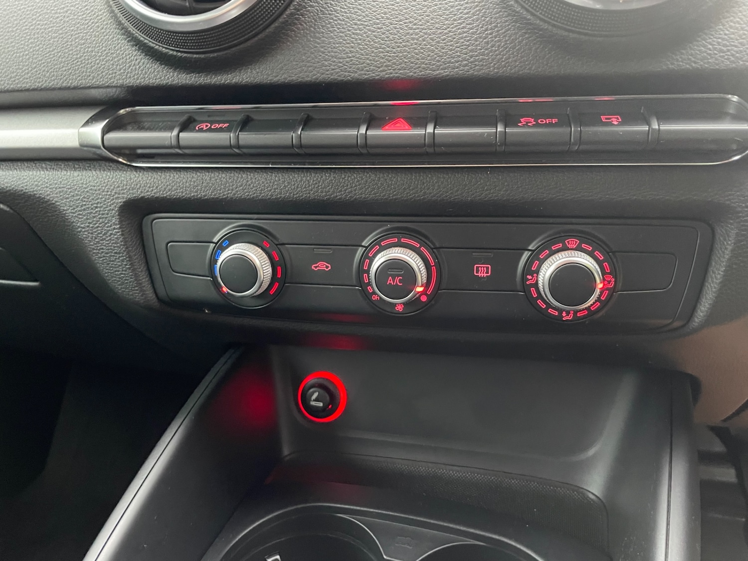 Used Audi A3 2014 for sale - 76554755: Photo 10