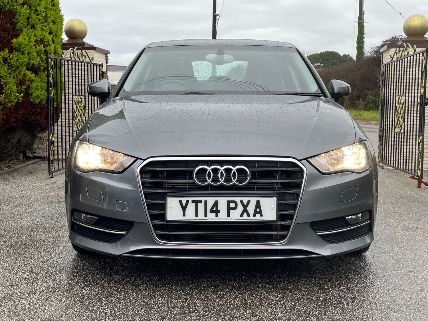 Used Audi A3 2014 for sale - 76554755: Photo 2