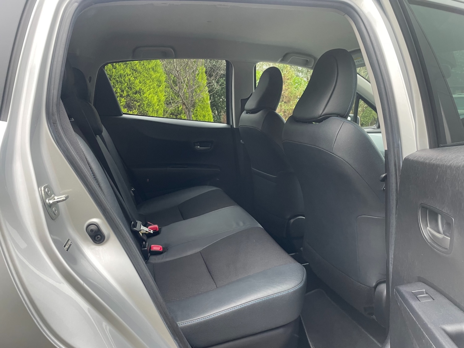 Used Toyota Yaris 2014 for sale - 77198074: Photo 5