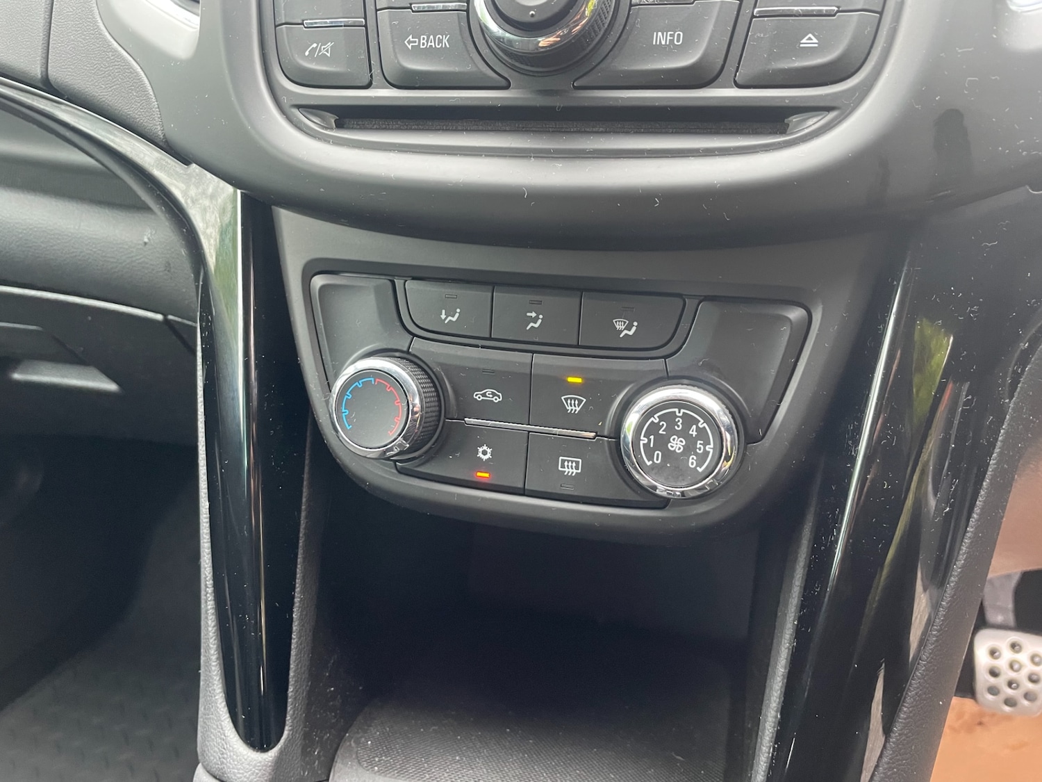 Used Vauxhall Zafira 2014 for sale - 76504665: Photo 11