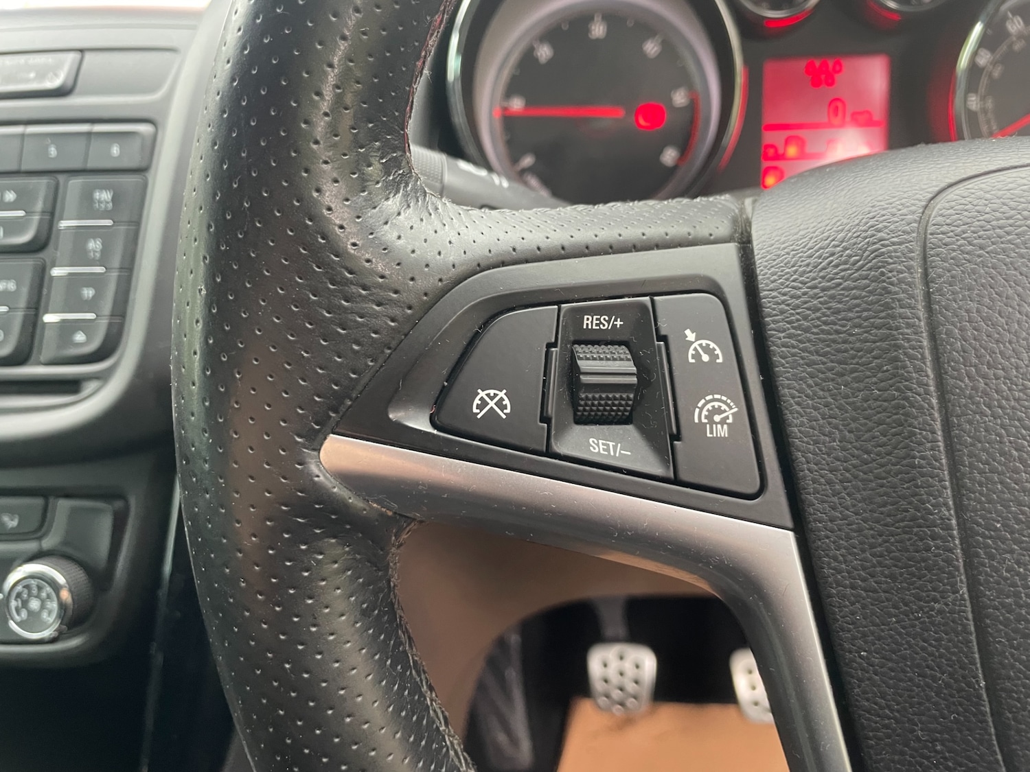 Used Vauxhall Zafira 2014 for sale - 76504665: Photo 14