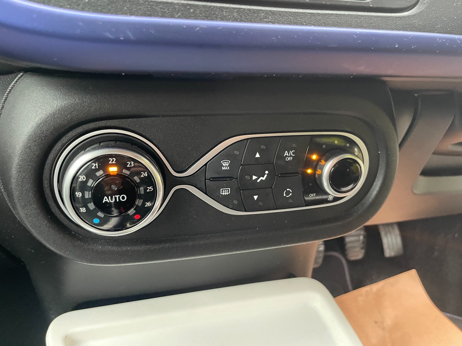 Used Renault Twingo 2016 for sale - 76422439: Photo 10