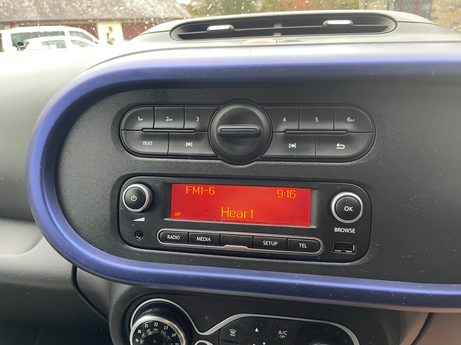 Used Renault Twingo 2016 for sale - 76422439: Photo 11