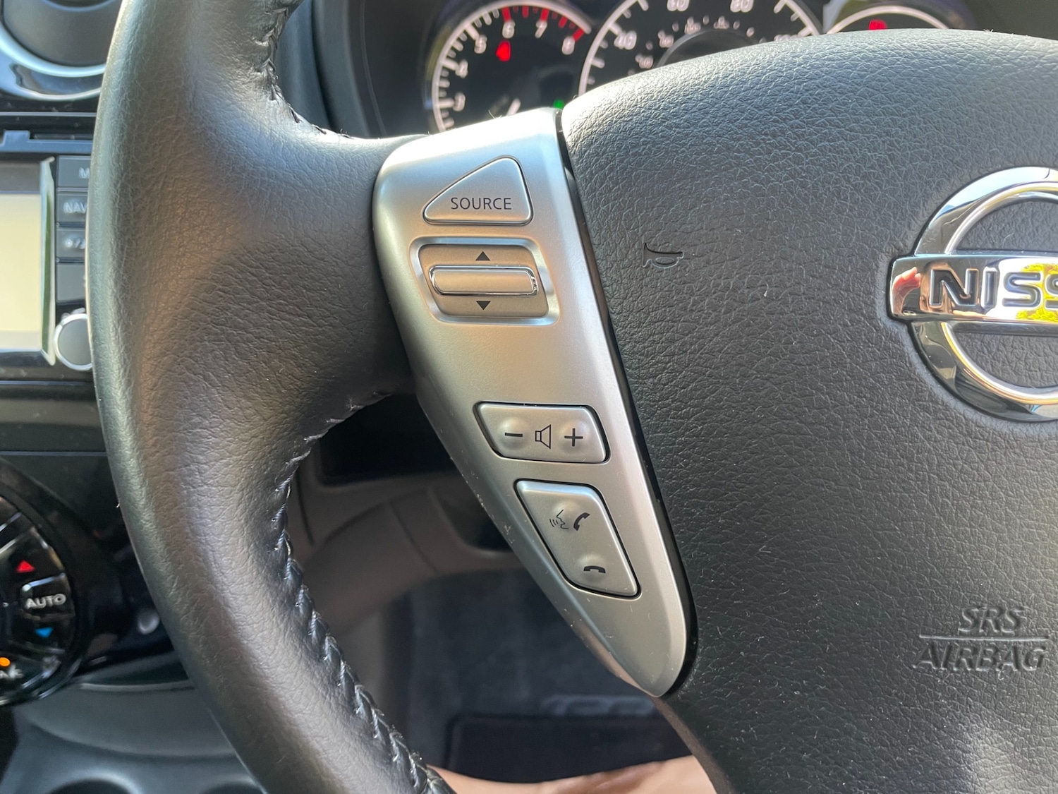 Used Nissan Note 2016 for sale - 77001579: Photo 12