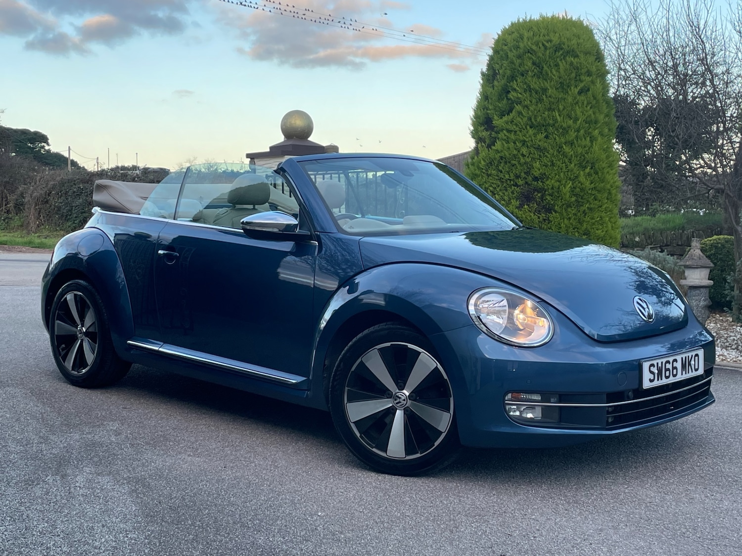Used Volkswagen Beetle 2016 for sale - 76736559: Photo 1