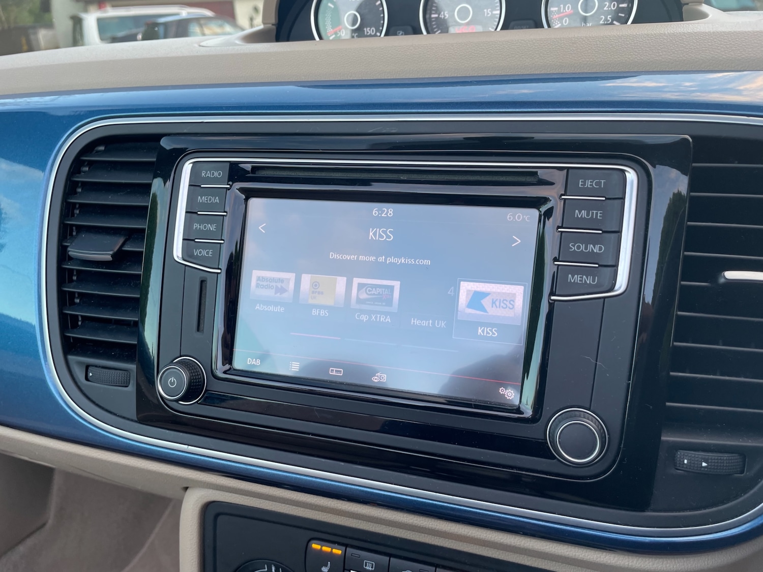 Used Volkswagen Beetle 2016 for sale - 76736559: Photo 11