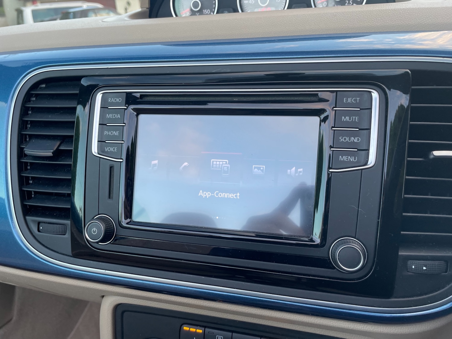 Used Volkswagen Beetle 2016 for sale - 76736559: Photo 12